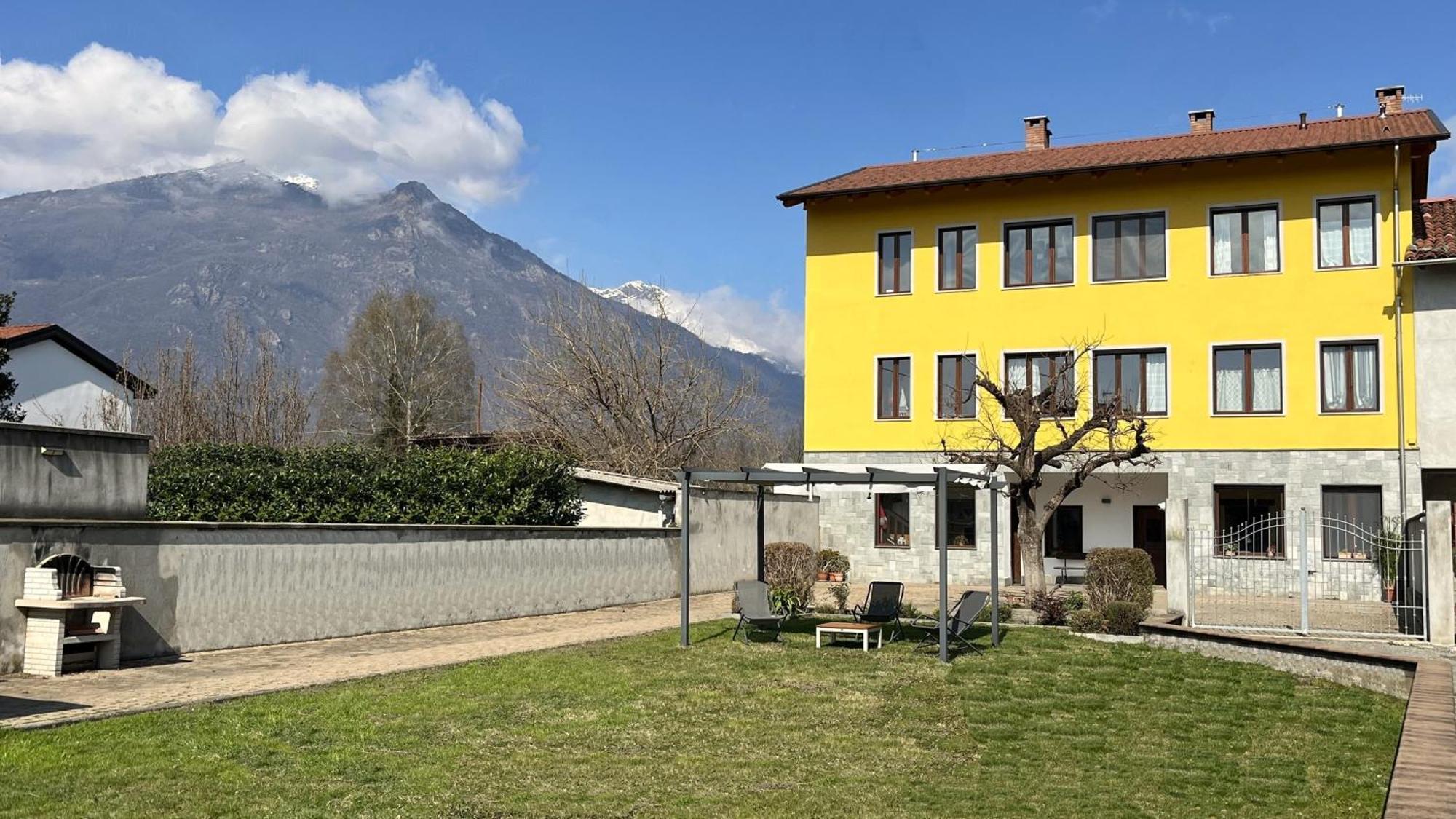A Due Passi Dal Lago Montalto Dora 외부 사진