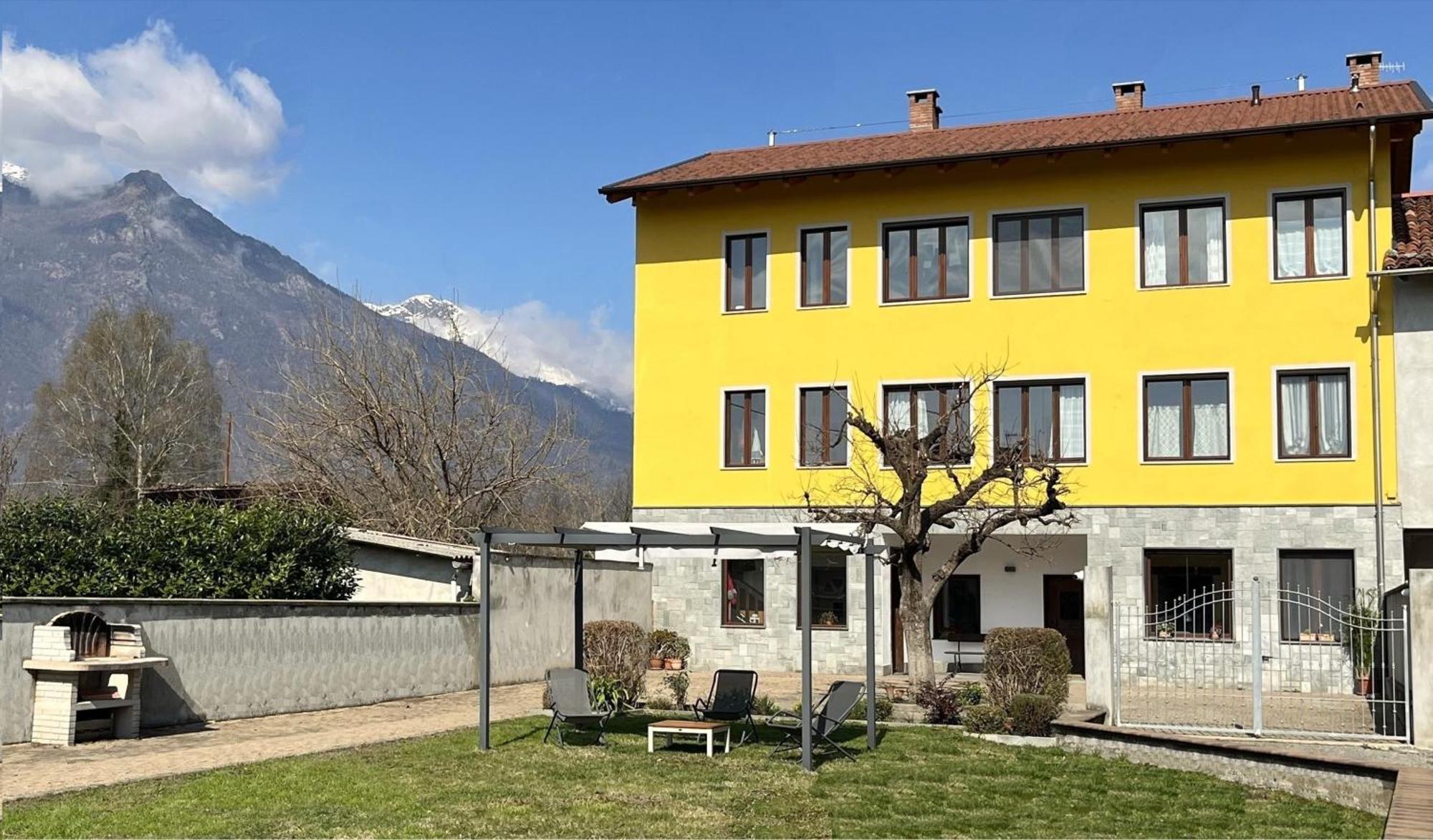 A Due Passi Dal Lago Montalto Dora 외부 사진